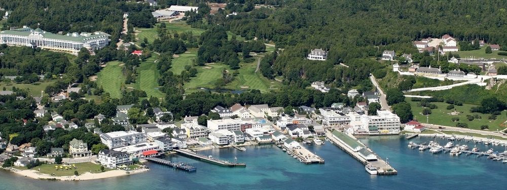 Lilac Tree Suites Mackinac Island Exterior foto